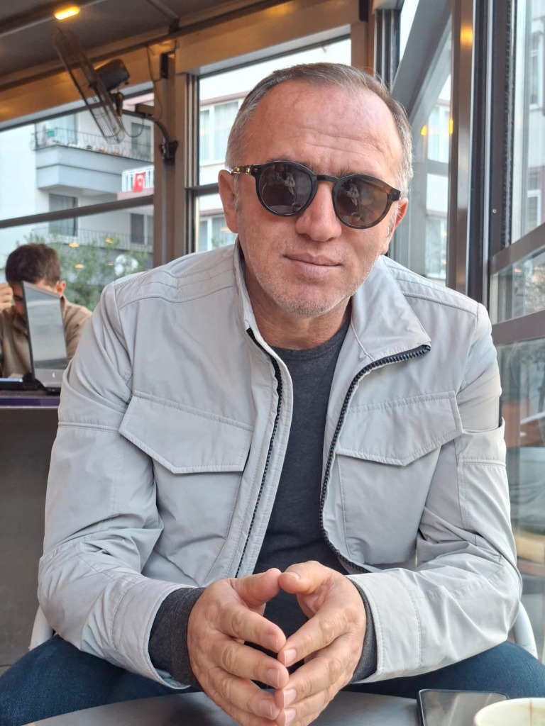 Elvan Ezber